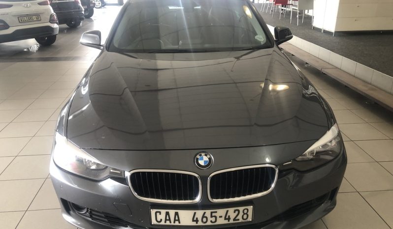 2013 BMW 320i A/T (F30)