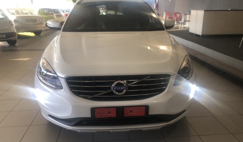 2016 VOLVO XC60 T5 MOMENTUM GEARTRONIC AWD