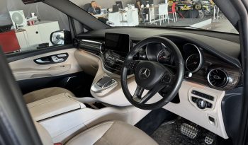 2022 MERCEDES-BENZ V300d AVANTGARDE full