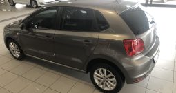 2019 VOLKSWAGEN POLO VIVO 1.6 COMFORTLINE TIP (5DR)