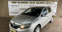 2017 RENAULT SANDERO 900 T DYNAMIQUE