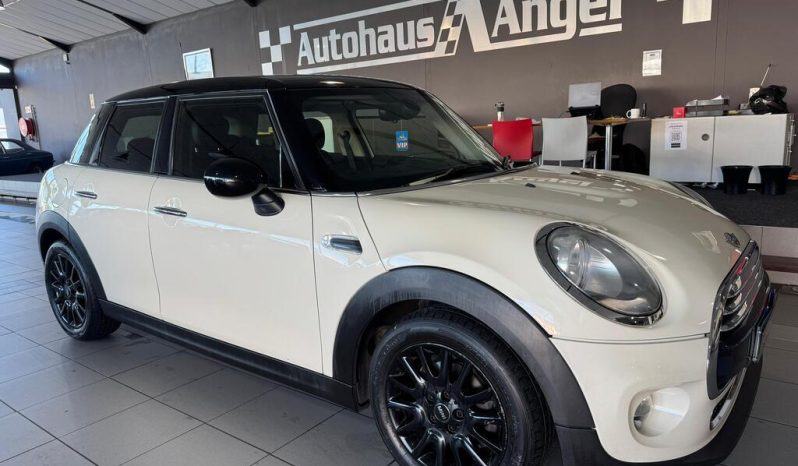 2015 MINI COOPER 5DR (XS52)