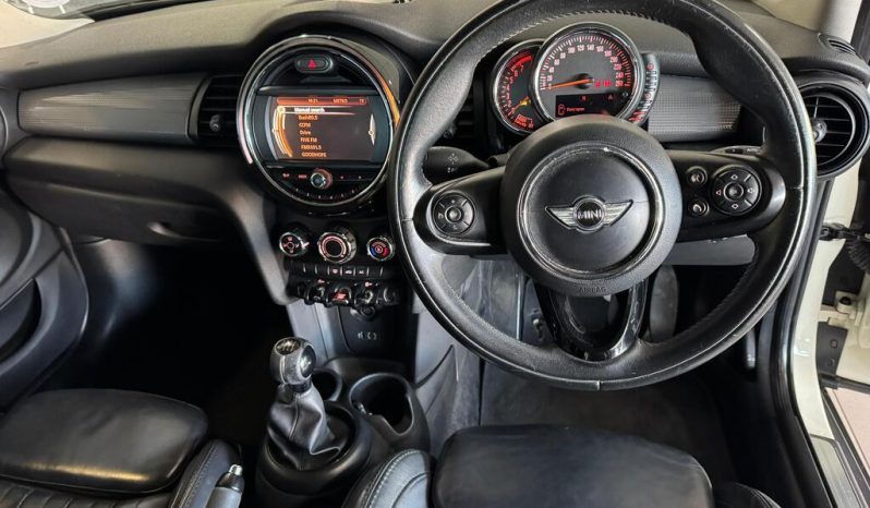 2015 MINI COOPER 5DR (XS52) full