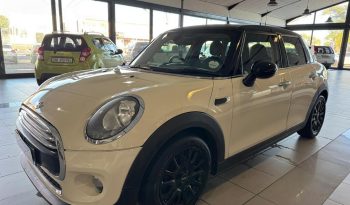2015 MINI COOPER 5DR (XS52) full