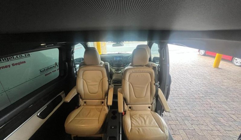 2022 MERCEDES-BENZ V300d AVANTGARDE full