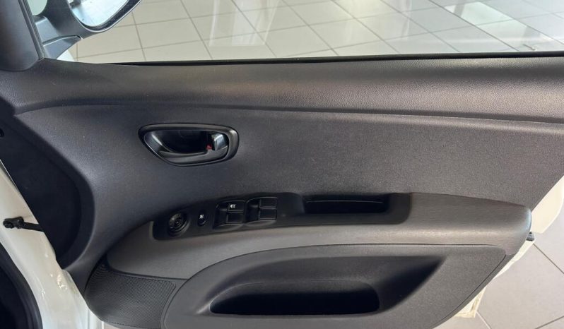 2017 HYUNDAI i10 1.1 GLS/MOTION full