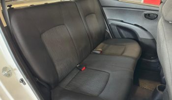 2017 HYUNDAI i10 1.1 GLS/MOTION full