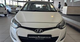 2012 HYUNDAI i20 1.4 FLUID A/T