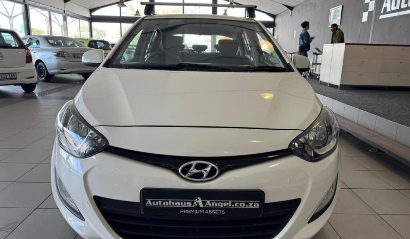 2012 HYUNDAI i20 1.4 FLUID A/T