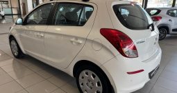 2012 HYUNDAI i20 1.4 FLUID A/T