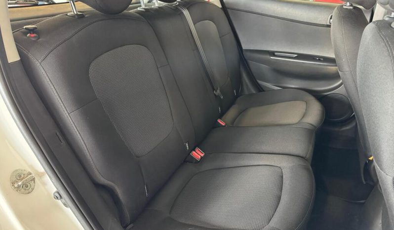 2012 HYUNDAI i20 1.4 FLUID A/T full
