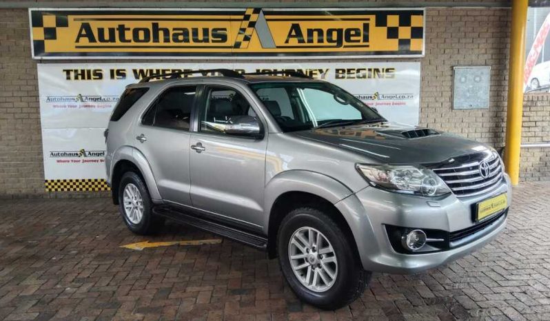 2015 TOYOTA FORTUNER 3.0D-4D R/B A/T