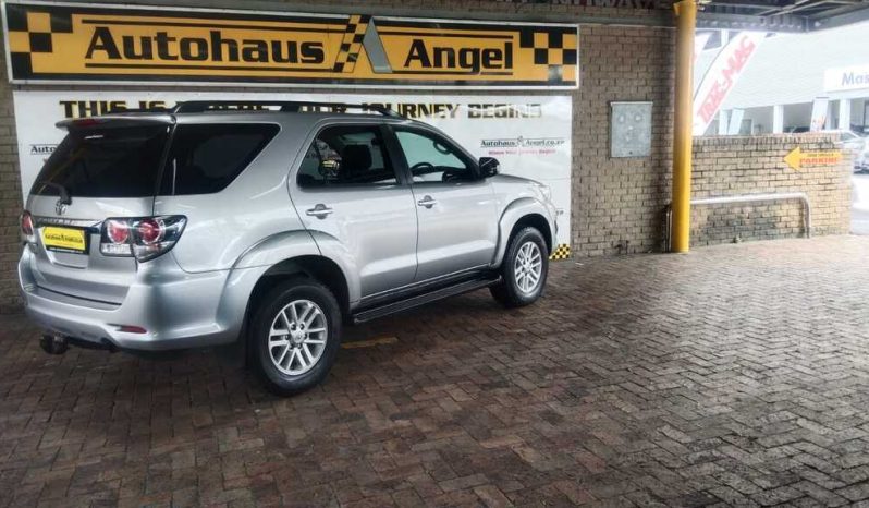 2015 TOYOTA FORTUNER 3.0D-4D R/B A/T