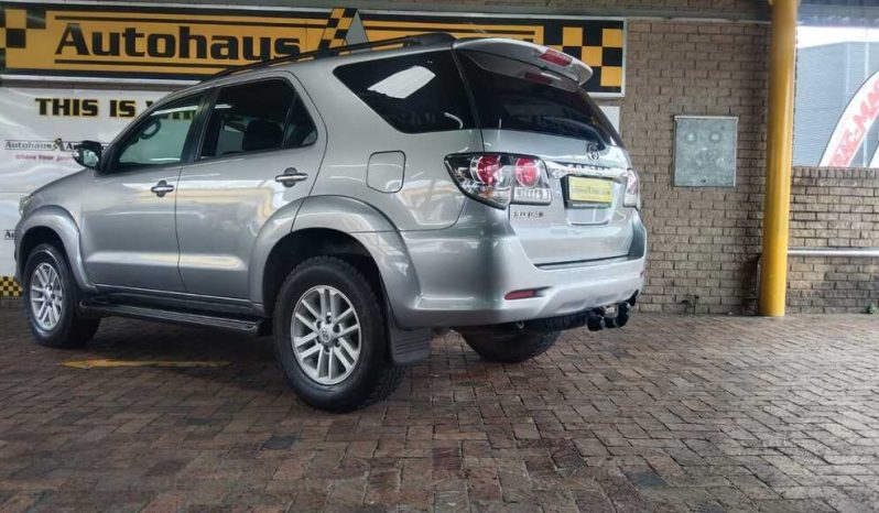 2015 TOYOTA FORTUNER 3.0D-4D R/B A/T full