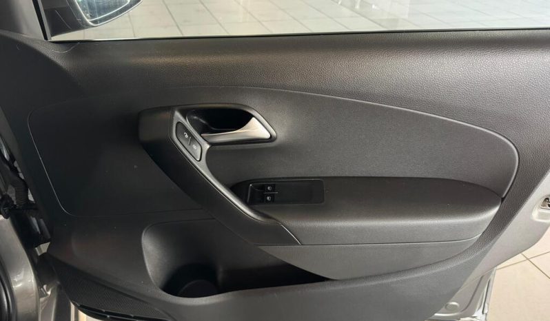 2021 VOLKSWAGEN POLO VIVO 1.4 COMFORTLINE (5DR) full