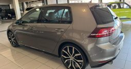 2017 VOLKSWAGEN GOLF VII GTi 2.0 TSI DSG