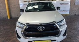 2022 TOYOTA HILUX 2.4 GD-6 RB RAIDER P/U S/C