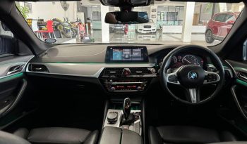 2018 BMW 520d M SPORT A/T (G30) full