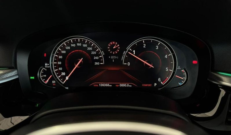 2018 BMW 520d M SPORT A/T (G30) full