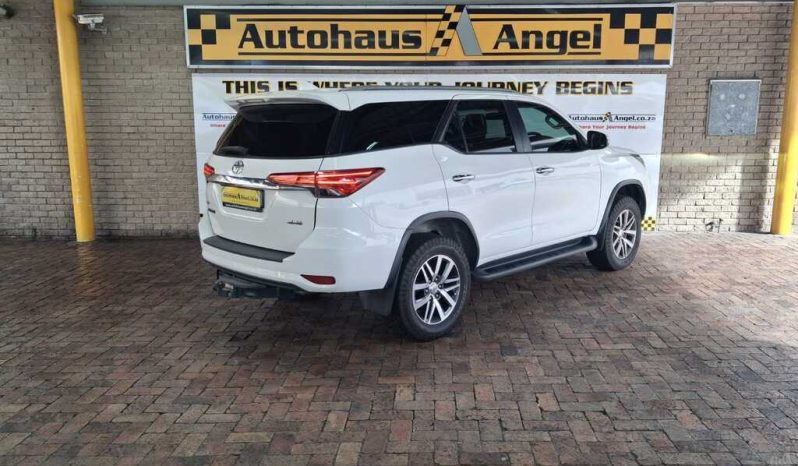 2018 TOYOTA FORTUNER 2.8GD-6 4X4 full