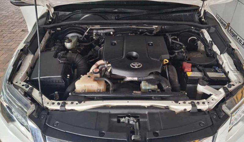 2018 TOYOTA FORTUNER 2.8GD-6 4X4 full