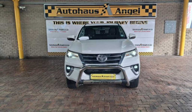 2018 TOYOTA FORTUNER 2.8GD-6 4X4 full