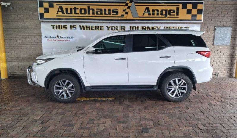 2018 TOYOTA FORTUNER 2.8GD-6 4X4 full