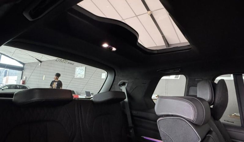 2019 BMW X7 M50d (G07) full