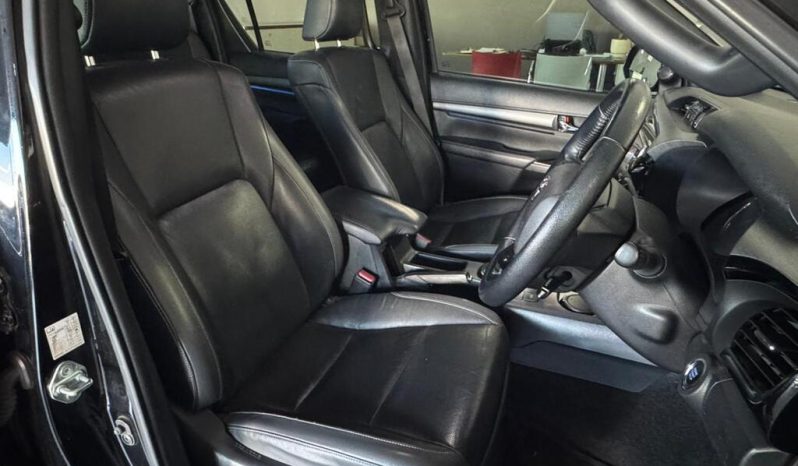 2022 TOYOTA HILUX 2.8 GD-6 RB LEGEND 4X4 A/T P/U D/C full