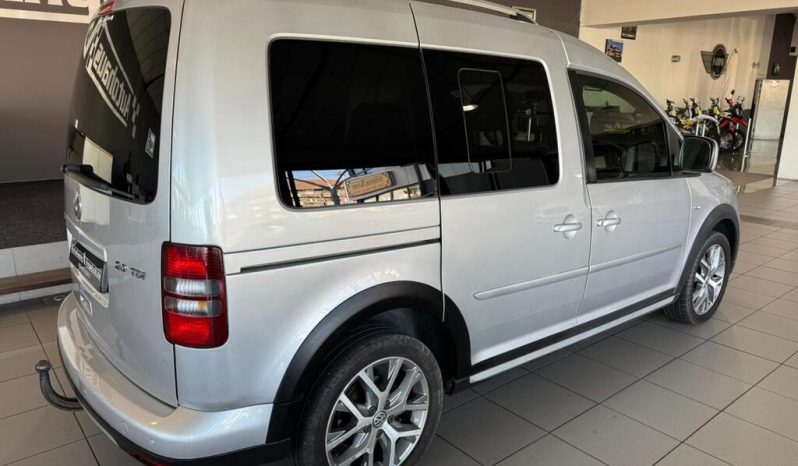 2015 VOLKSWAGEN CADDY CROSS 2.0 TDi (81KW)