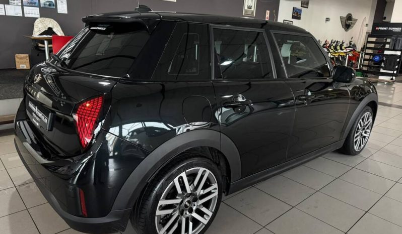 2025 MINI COOPER C 5DR A/T (F65) full