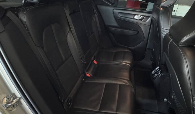 2019 VOLVO XC40 T3 INSCRIPTION full