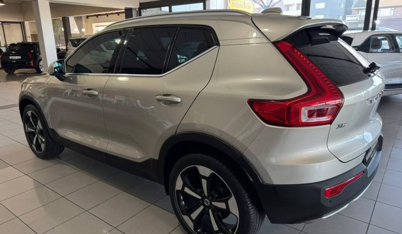 2019 VOLVO XC40 T3 INSCRIPTION full