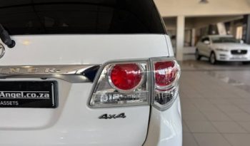 2013 TOYOTA FORTUNER 3.0D-4D 4X4 full