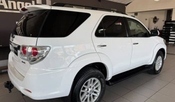 2013 TOYOTA FORTUNER 3.0D-4D 4X4 full