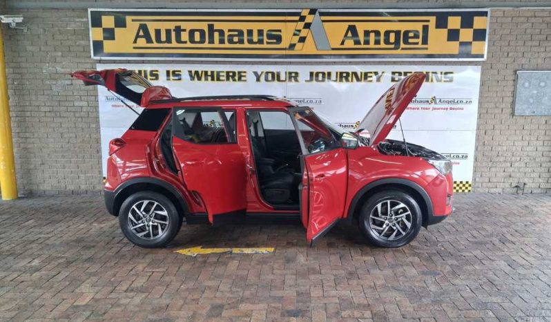 2023 MAHINDRA XUV300 1.5D (W8) full