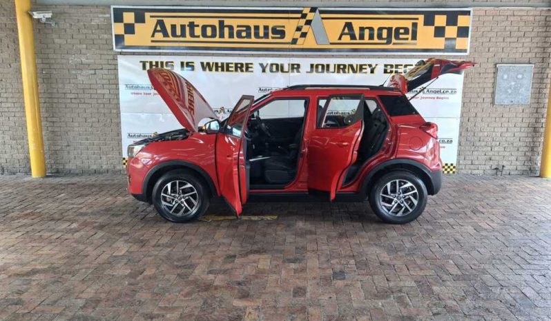 2023 MAHINDRA XUV300 1.5D (W8) full