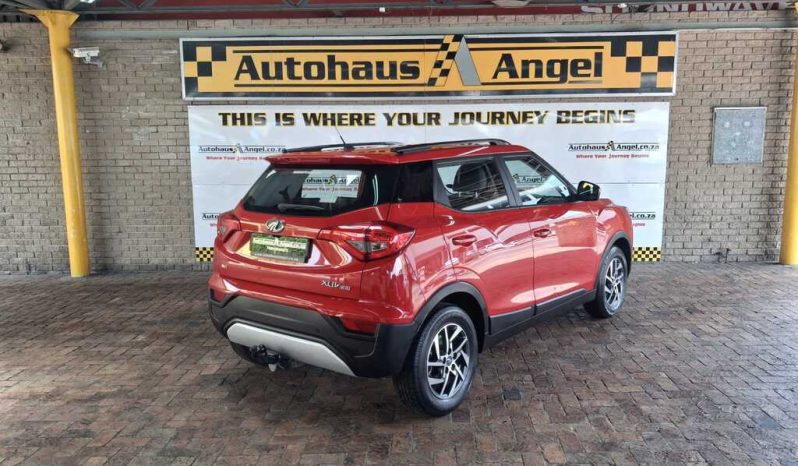 2023 MAHINDRA XUV300 1.5D (W8) full
